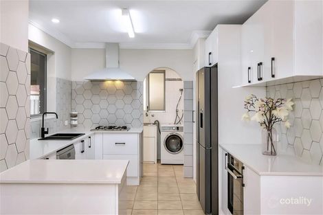 2 Wicks St, Eden Hill, WA 6054