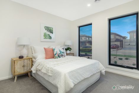 Property photo of 27 Aspect Drive Keysborough VIC 3173