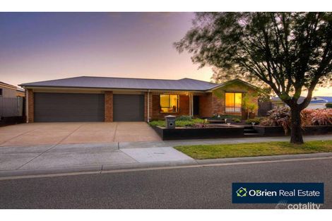 14 The Esplanade, Narre Warren South, VIC 3805