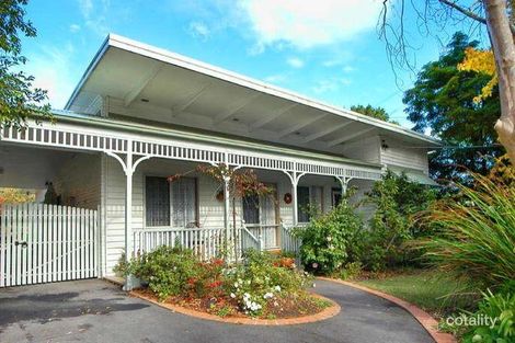 18 Aurum Cres, Ringwood North, VIC 3134