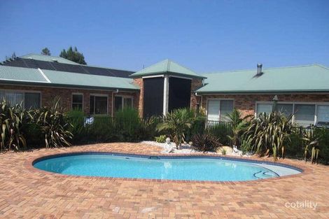 43 Fairway Dr, Drouin, VIC 3818