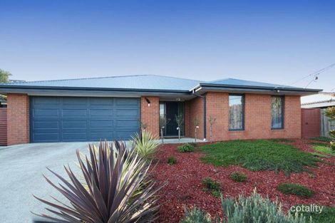 Property photo of 9 Oregan Close Wheelers Hill VIC 3150