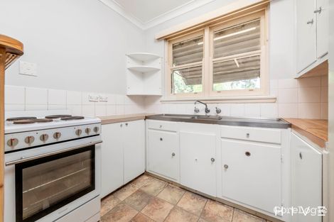 Property photo of 19 Arinya Street Narrabundah ACT 2604