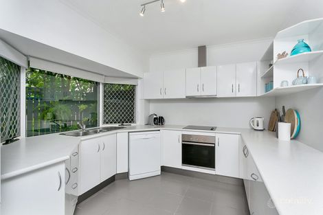 Property photo of 2/111 Callaghan Street Mooroobool QLD 4870