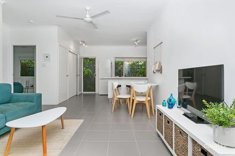 Property photo of 2/111 Callaghan Street Mooroobool QLD 4870