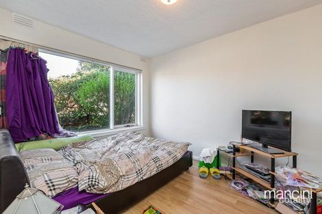 Property photo of 1/2 Stenhouse Avenue Brooklyn VIC 3012