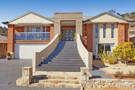 27 Orange Thorn Cres, Banks, ACT 2906