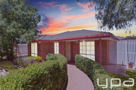 Property photo of 13 Garden Court Werribee VIC 3030