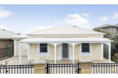 8 Yarle St, Mawson Lakes, SA 5095