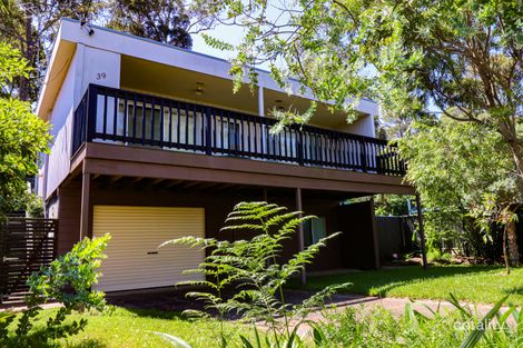 Property photo of 39 Timbara Crescent Surfside NSW 2536