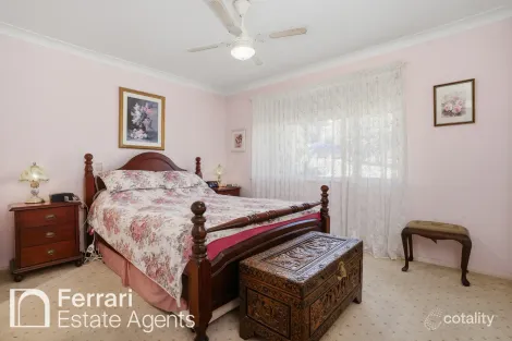 Property photo of 10 Mathoura Place Orange NSW 2800