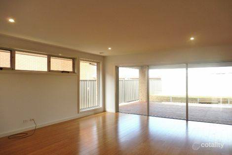 Property photo of 17 Shelburn Way Cranbourne East VIC 3977