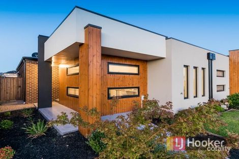 13 Cotswold Cres, Officer, VIC 3809