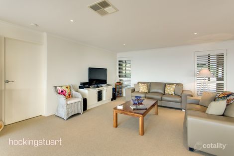 Property photo of 28 Waller Place McCrae VIC 3938