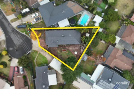 Property photo of 4 Lexton Court Seaford VIC 3198