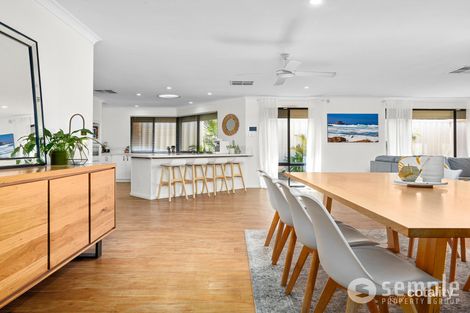 Property photo of 4 Callara Vista Success WA 6164
