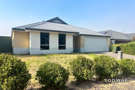 Property photo of 30 Karangi Circle Byford WA 6122