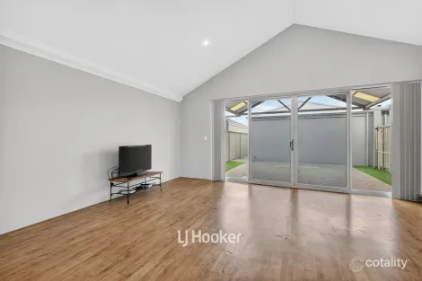 Property photo of 39A Constellation Drive Australind WA 6233