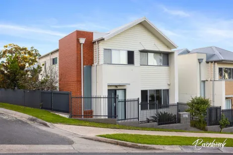 33 Daruga Ave, Pemulwuy, NSW 2145