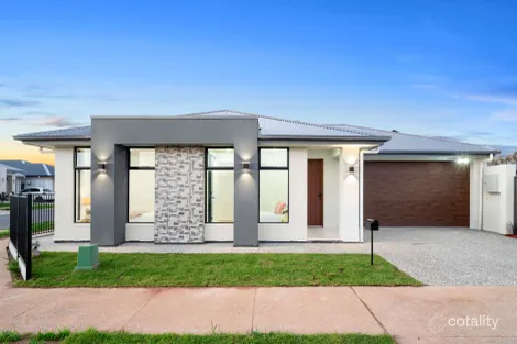 8 Telford St, Andrews Farm, SA 5114