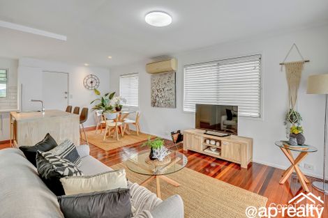 Property photo of 9 Pack Street Jamboree Heights QLD 4074