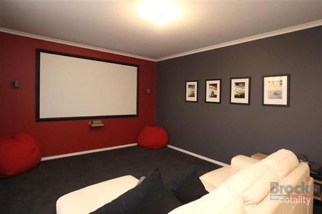Property photo of 14 Caroline Close Sheidow Park SA 5158