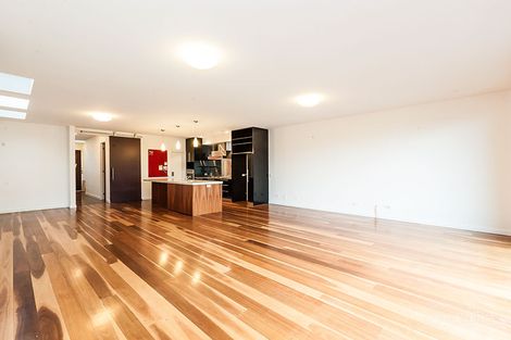 Property photo of 21B Eastbourne Street Windsor VIC 3181