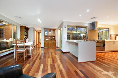 Property photo of 17 Mallard Crescent Seaford Rise SA 5169