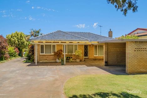 Property photo of 12 Manbari Crescent Wanneroo WA 6065