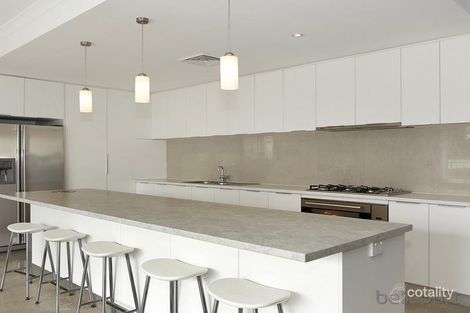 Property photo of 42 Excalibur Way Carine WA 6020