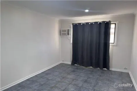 Property photo of 10 London Court Craigmore SA 5114