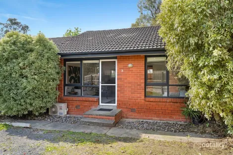 Property photo of 3/8 Simpson Road Ferntree Gully VIC 3156