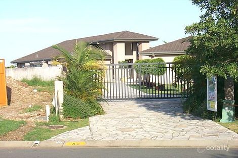 92 Monterey Keys Dr, Helensvale, QLD 4212