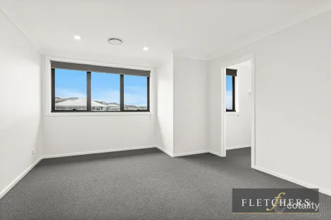 Property photo of 5 Dolly Circuit Calderwood NSW 2527