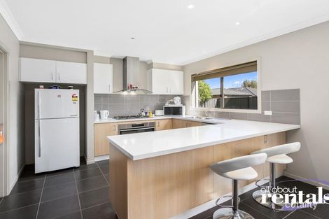 Property photo of 3 Percheron Way Clyde North VIC 3978