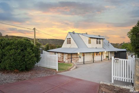 2 Drummond Ct, Kelmscott, WA 6111