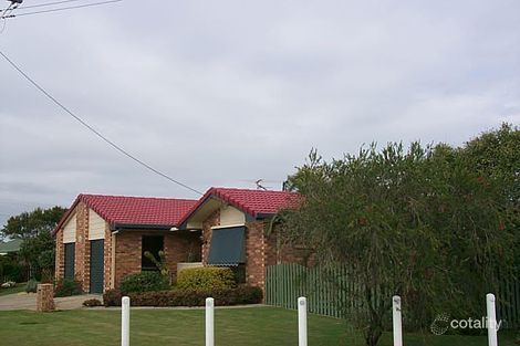 2/1 Emma Ct, Golden Beach, QLD 4551