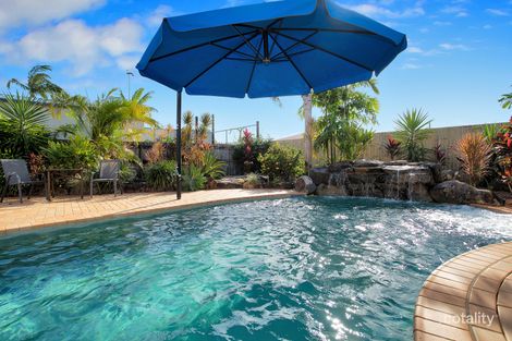 8 Chelsea Cres, Glenella, QLD 4740