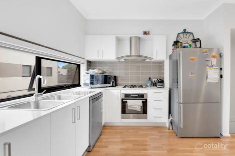 24/8 Moresby Ct, Craigieburn, VIC 3064