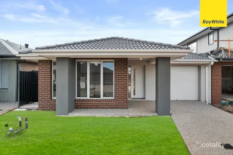 76 Castlecrag Way, Strathtulloh, VIC 3338