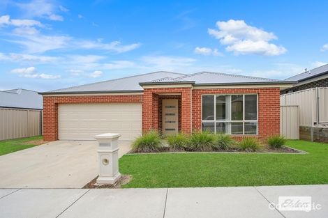 Property photo of 13 Gurney Crescent Wodonga VIC 3690