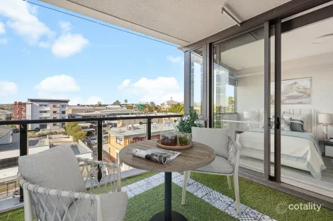 10506/300 Old Cleveland Rd, Coorparoo, QLD 4151