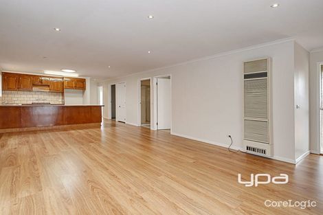 Property photo of 6 Mitta Mitta Way Meadow Heights VIC 3048