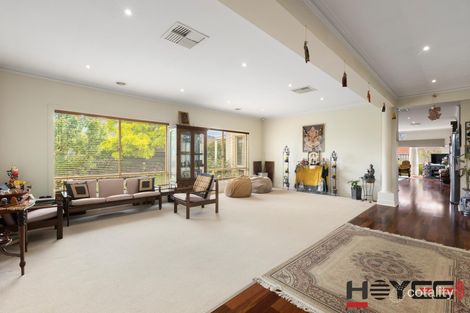 Property photo of 35 Shearer Close Sydenham VIC 3037