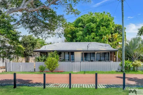 165 O'Shea Esp, Machans Beach, QLD 4878