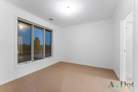 Property photo of 95 Juscelina Drive Craigieburn VIC 3064