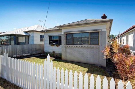Property photo of 126 Roxburgh Street Stockton NSW 2295