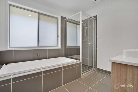 Property photo of 24 Flannery Terrace Park Ridge QLD 4125