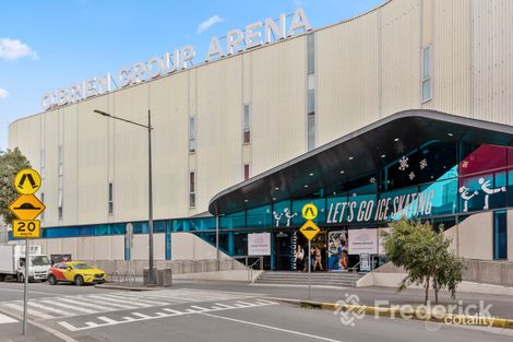 Property photo of 1706/231-245 Harbour Esplanade Docklands VIC 3008