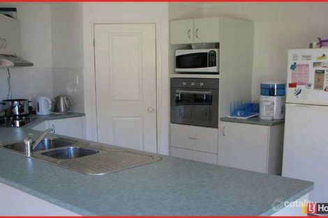 Property photo of 71 Fernbrook Drive Morayfield QLD 4506